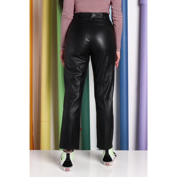 Levi's® Premium MATH CLUB FAUX LEATHER WOMEN'S PANTS - Picture 6 of 8